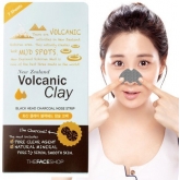 Листовая маска от черных точек The Face Shop Black Head Volcanic Clay Charcoal Nose Strip