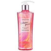 Гель для душа парфюмированный  Holika Holika Perfume Dress Urban Pink Body Cleanser