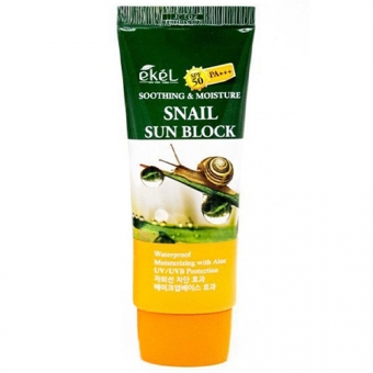 Крем солнцезащитный с улиточным муцином Ekel Soothing And Moisture Sun Block SPF50+ PA+++ Snail 
