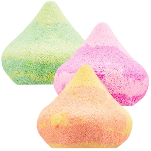 

Apieu Meringue Bubble Bath Bomb