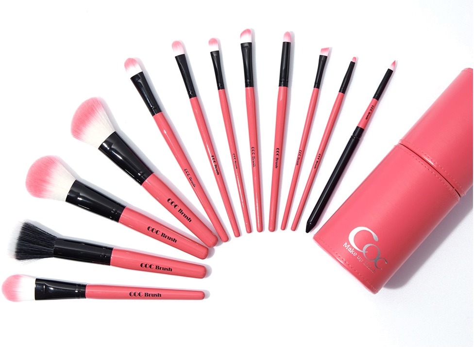 

Coringco Pink in Pink Make up Brush Set